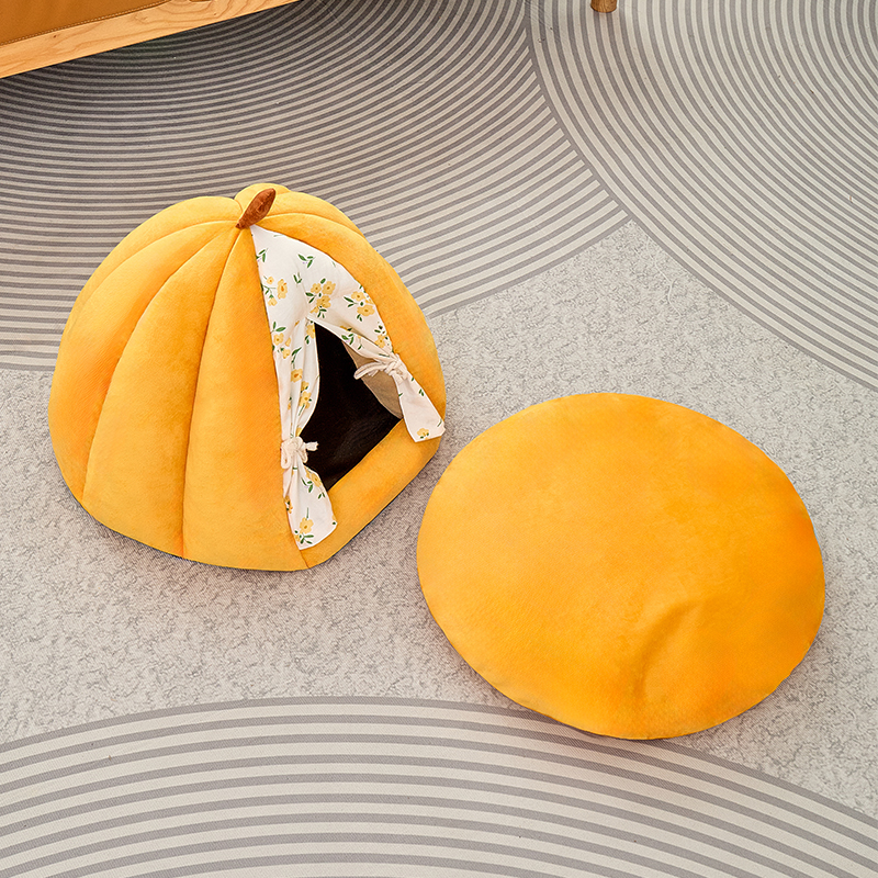 Pumpkin Pet Bed - S - Image 3